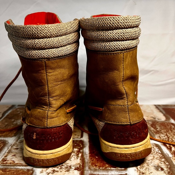 Sperry bundle of Suede and Leather Boat Shoes - Picture 4 of 16